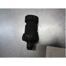 22R029 Engine Oil Pressure Sensor For 04-06 Chevrolet Malibu  2.2 10260829